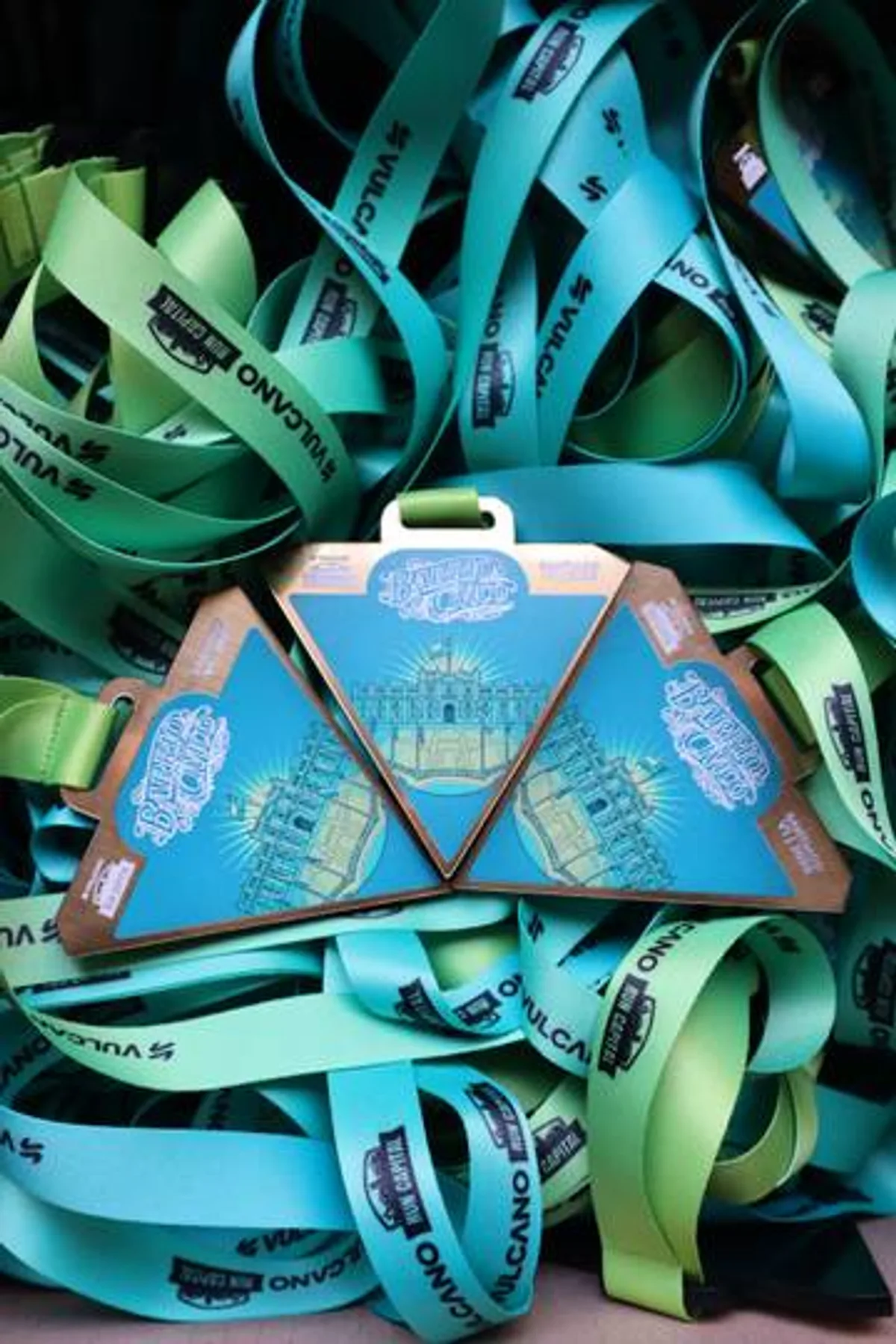 Medallas de carrera con sus lanyards impresos